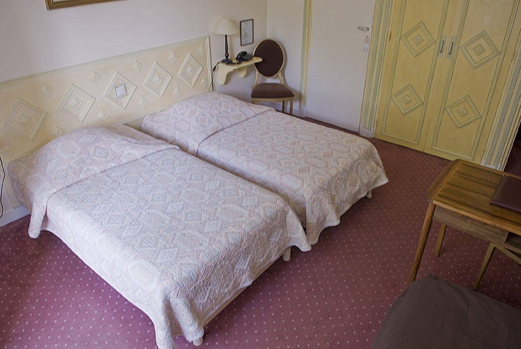 Grand Hotel Des Bains Vals-les-Bains Exterior photo
